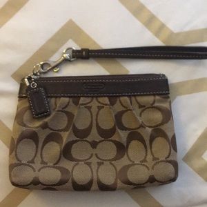 COACH wristlet ❄️ snow day sale ❄️